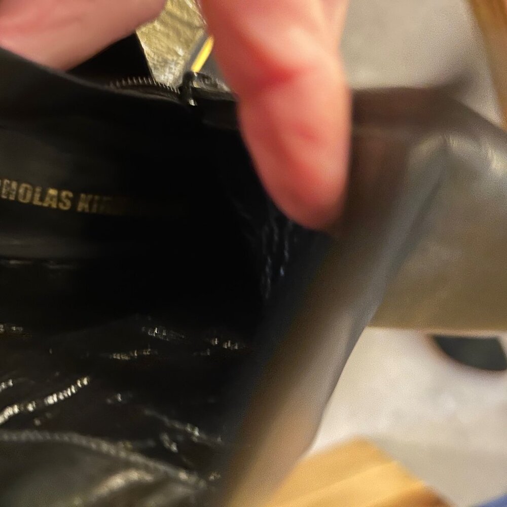 Nicholas Kirkwood Hexagon  Ankle boot in black leather  with a gold tone heel / - Picture 6 of 13